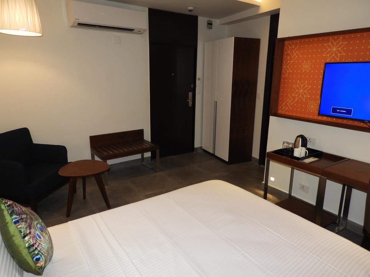 The Belstead Hotell Chennai Exteriör bild